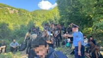 Na prijelazu Vrbnica spriječen ulazak 67 migranata na Kosovo