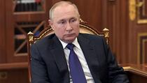 Politico: Šta nije uredu s Vladimirom Putinom?