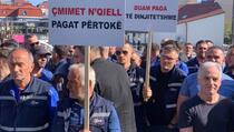 Radnici KEDS-a nastavili štrajk, traže povećanje plata od 100 eura