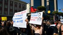 U Albaniji građani izašli na proteste zbog povećanja cijena goriva i hrane