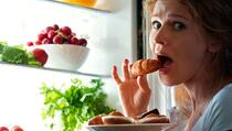 Ne možete bez hrane uvečer: Nutricionisti otkrivaju šta i kad smijete jesti