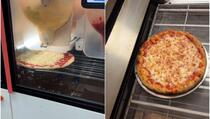 Roboti u ovom restoranu naprave 300 pica za sat vremena