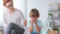 Načini na koje roditelji stvaraju anksioznost kod djece, a da toga nisu svjesni
