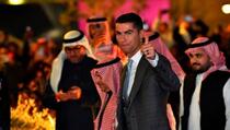 Vrijedan 780.000 dolara: Ronaldo dobio zeleni sat od bijelog zlata, dragulja i aligatorove kože
