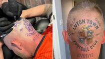 Navijač je zbog obećanja pokojnom ocu iz 2002. morao uraditi tetovažu preko cijele glave