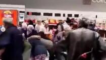 "Bitka za ćevape" u srbijanskom supermarketu: Sniženje zamalo dovelo do masovne tučnjave