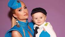 Paris Hilton: Srce mi je bilo slomljeno zbog zlobnih komentara o veličini glave mog sina