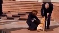 Incident tokom prijema: Pas predsjednice Moldavije ugrizao predsjednika Austrije