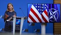 Smith: NATO prati situaciju na Kosovu, povećane snage Kfora