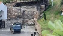 Naoružana grupa provalila u manastir u selu Banjska, čuju se pucnji