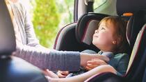 Kako ćete na jednostavan način provjeriti je li dijete sigurno u autosjedalici