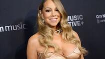 Riskantna kreacija zbog koje je Mariah Carey bila u centru pažnje: Na dodjeli se pojavila u korzetu
