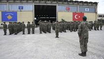 Turski kontigent Kfora stigao na Kosovo, zameniće jedinicu italijanskih trupa