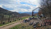 Izgorio objekat u Leposaviću, vlasnik optužuje Srpsku listu