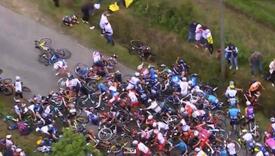 Glupost navijača izazvala haos tokom prve etape Tour de Francea