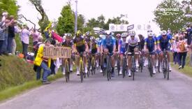 Žena koja je izazvala veliki incident na Tour de Franceu zaplakala na suđenju