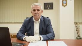 Smenjeni direktor Agencije za vanredne situacije podnio krivičnu prijavu protiv ministra Sveçle