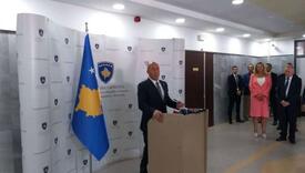 Haradinaj i Begaj: Svim Albancima kosovsko državljanstvo