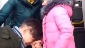 Snimak oca koji se oprašta od kćerke iz Ukraijne ganuo milione