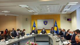 Ministarstvo zdravlja preispituje odluku o tri doze vakcine za ulazak na Kosovo