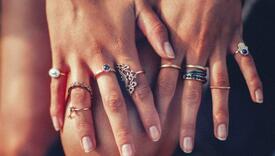 Otkrivamo šta tačno predstavlja nošenje prstena na svakom prstu ruke