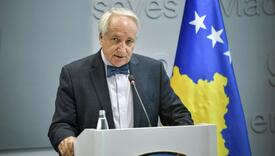 Latifi: Kosovo će bacati vakcine zbog isteka roka
