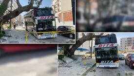 Autobus sa 80 putnika sa Kosova udario u drvo u Valoni