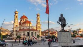 Profesori protestuju u Albaniji: Bez povećanja plata ne počinje školska godina