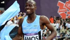 Amos prodaje srebrenu medalju s Igara u Londonu