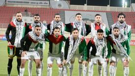 Ponosni Palestinci na teren izašli u bojama nacionalne zastave, omotani "palestinkama"