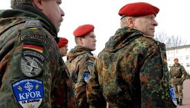 Hitan apel šefova diplomatije EU: Srbija mora smanjiti trupe na granici s Kosovom