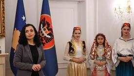 Predsjednica Osmani: Zahvalnost svim pripadnicima bošnjačke zajednice na njihovom doprinosu našoj slobodi, nezavisnosti i izgradnji države