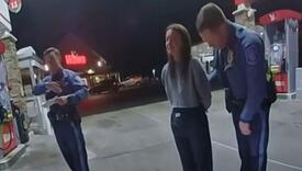 Pijana djevojka pokušala izbjeći kaznu, pa pozvala oca policajca: Njegova reakcija oduševila je sve