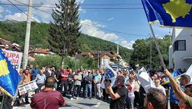 Protest građana zbog stanja na putu Prizren-Rečane