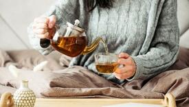 Pet razloga zašto biste ujutro trebali piti čaj umjesto kafe