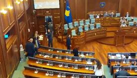 Opozicija: Kosovo već trpi posljedice zbog Kurtija, moguće i nove sankcije