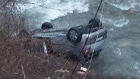U saobraćajnoj nesreći na putu Prizren-Rečane jedna osoba izgubila život