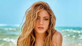 Shakira vrućim fotkama s plaže najavila novu pjesmu, fanovi složni: Od raskida se tako pomladila