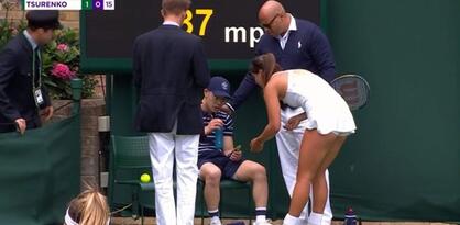 Wimbledon: Sakupljaču loptica pozlilo, teniserka oduševila potezom