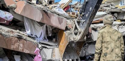 Broj mrtvih u Turskoj i Siriji nakon razornih zemljotresa premašio 9.600