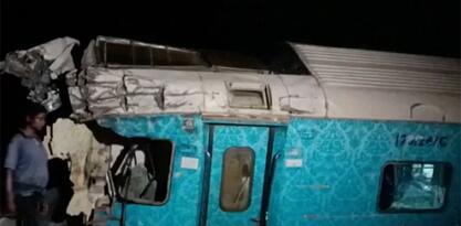 Više od 200 mrtvih i 900 povrijeđenih u sudaru vozova u Indiji