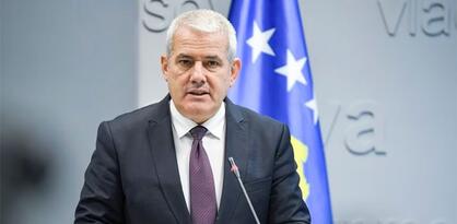 Sveçla: Počela zamjena srpskih vozačkih dozvola za kosovske