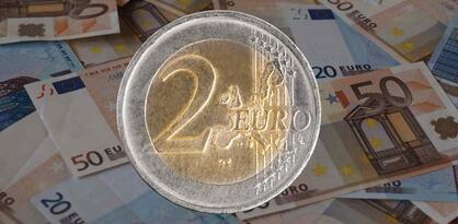Kosovo u problemima zbog lažnih kovanica od 2 eura, prodavnice se "predaju" i primaju ih u opticaju