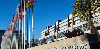 Martens: Berlin i Pariz namjeravaju da odlože glasanje za članstvo Kosova u SE
