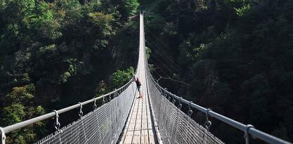 Kako izgleda šetnja najvećim pješačkim mostom u Evropi koji je smješten na visi od 175 metara?
