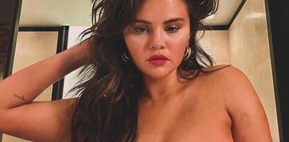 Selena Gomez pozirala u grudnjaku i pokazala nikad bujniji dekolte, fanovi je prozvali licemjernom
