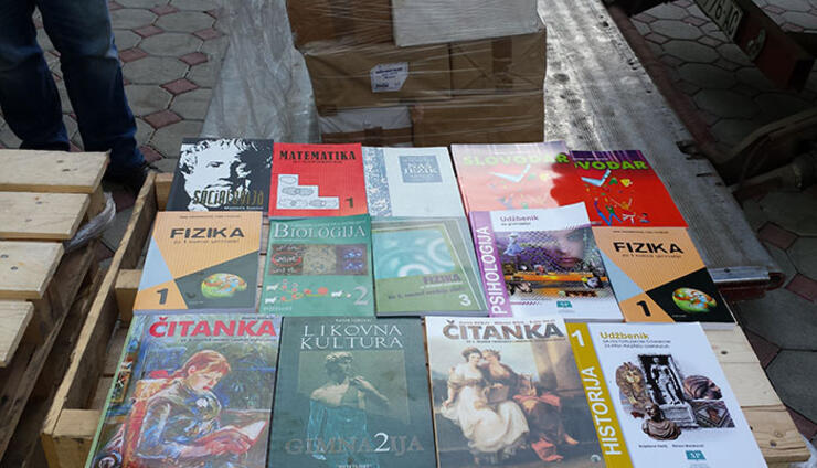 Rečane: Dopremljene knjige iz Bosne