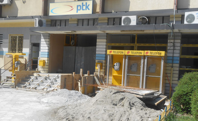 Renovira se glavna pošta u Prizrenu 