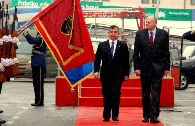 Ministar odbrane Turske u posjeti Kosovu