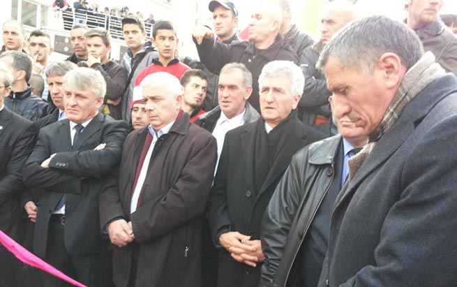 Albanci nezadovoljni i svojim liderima